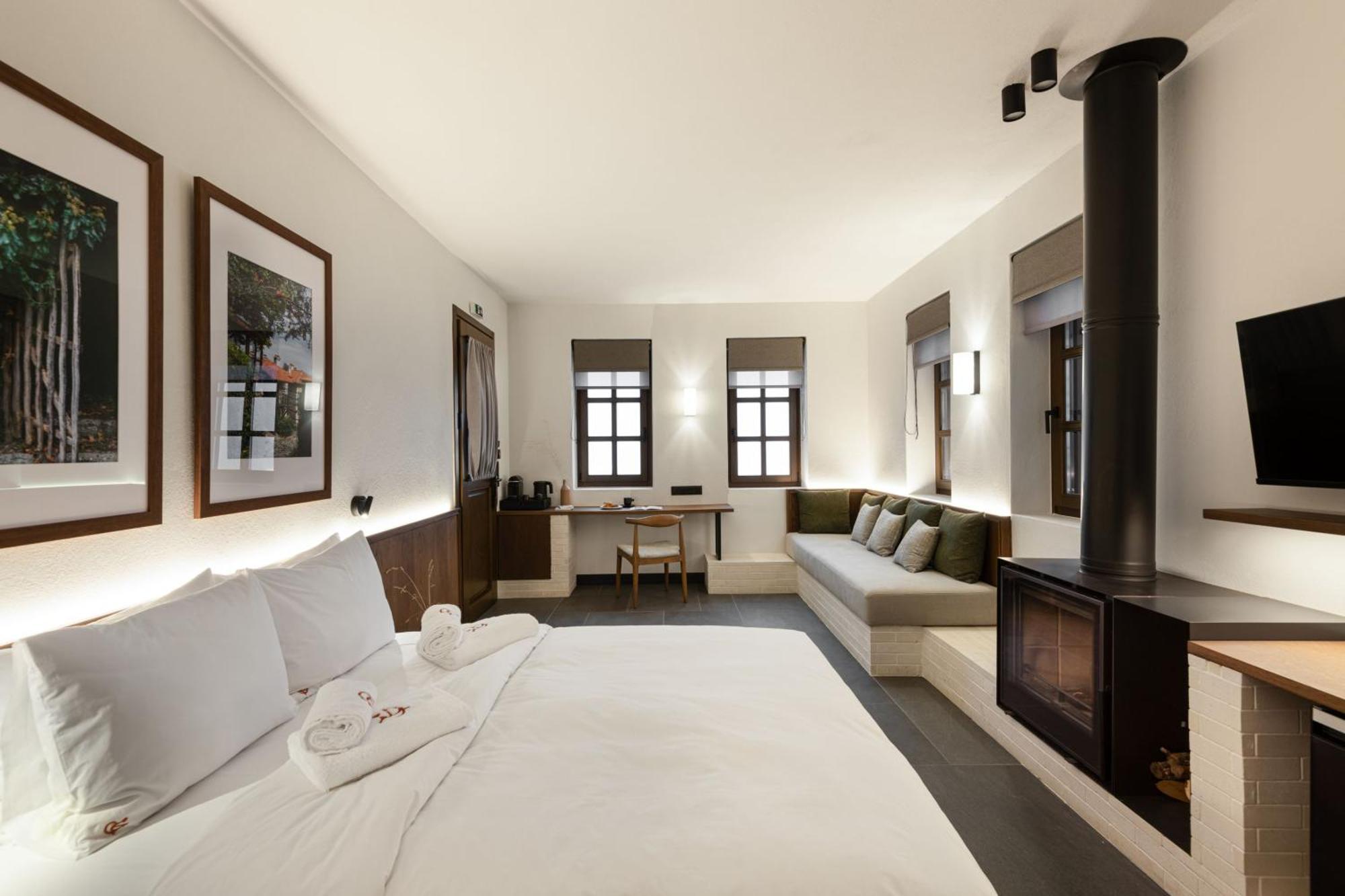 Unedo All Seasons Boutique Hotel Палеос-Пантелеймонас Экстерьер фото