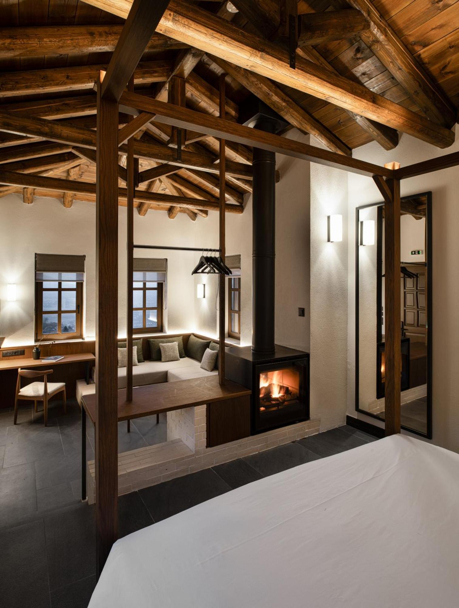 Unedo All Seasons Boutique Hotel Палеос-Пантелеймонас Экстерьер фото